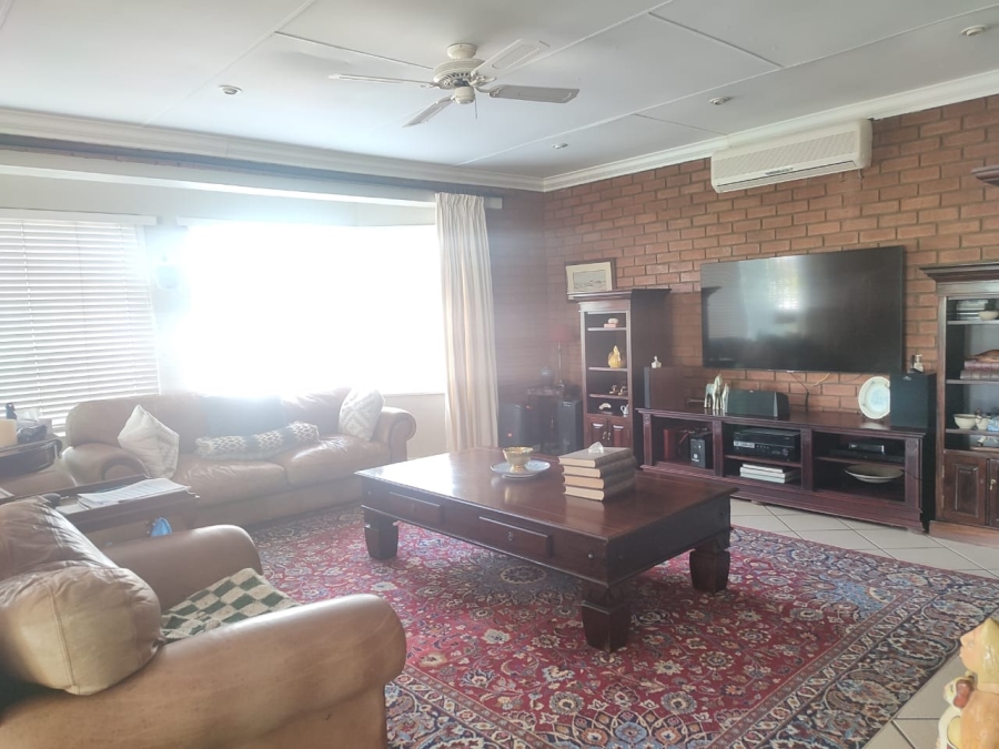 3 Bedroom Property for Sale in Rustenburg Rural North West